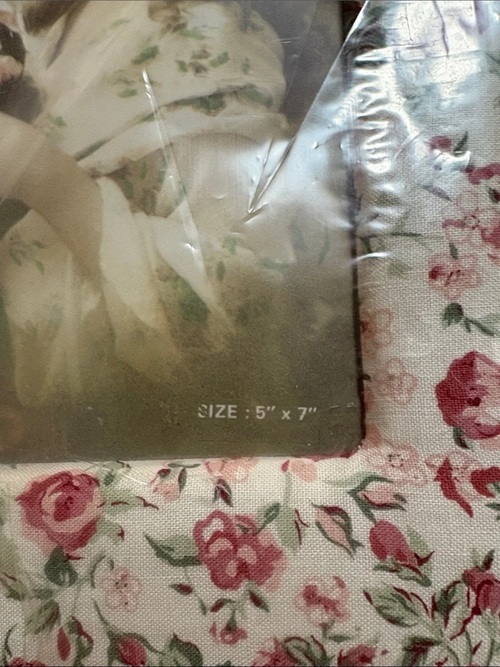 VTG Floral Pink Rose Pattern Decorative Photo Frame